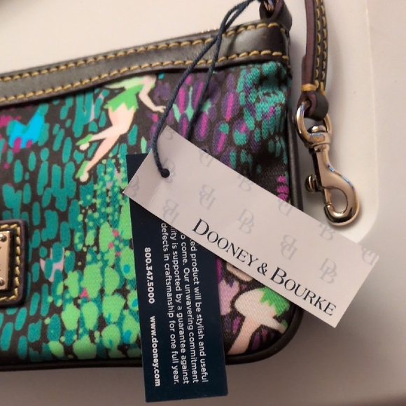 Dooney & Bourke 2016 Tinkerbell Half Marathon Wristlet-NWT - Picture 3 of 10